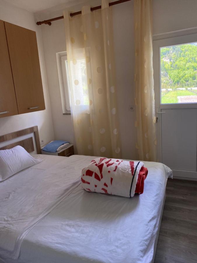 Guesthouse Skender Selimaj Valbone Exterior photo
